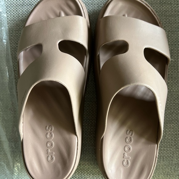 Crocs platform - Picture 1 of 5